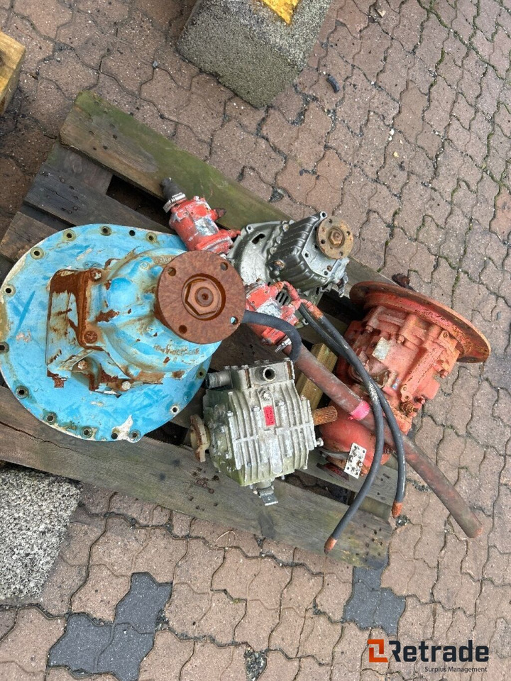 4 stk Hydrauliske girkasser til båt - Запчасти для Другой техники: фото 3 4 stk Hydrauliske girkasser til båt - Запчасти для Другой техники: фото 3