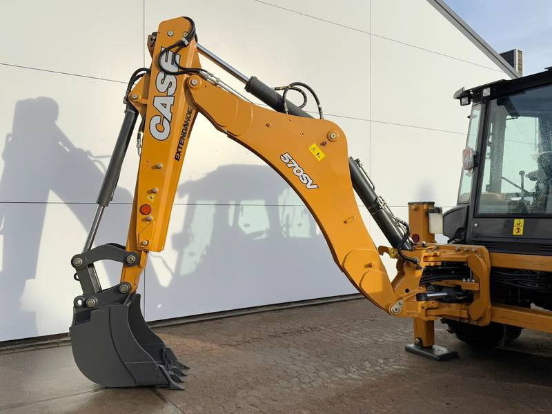 Экскаватор-погрузчик Case 570SV 4WD - 4/1 Bucket / Telescopic Boom / AC: фото 15