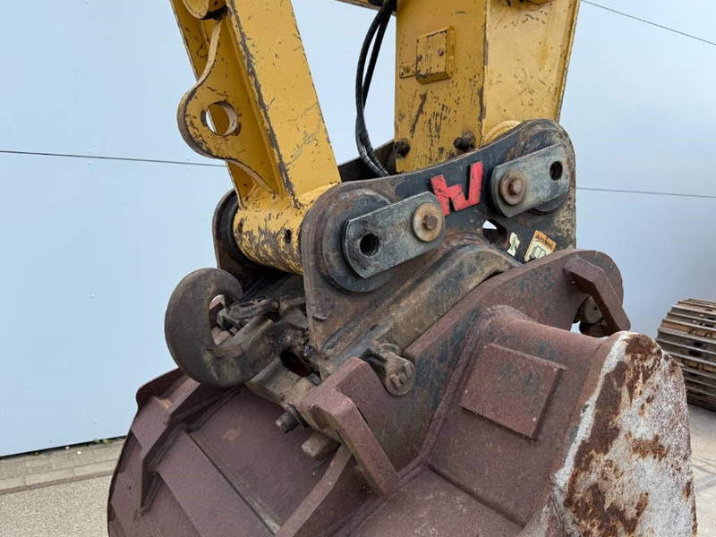 Гусеничный экскаватор Cat 323DL - German Machine / Quick Coupler: фото 18