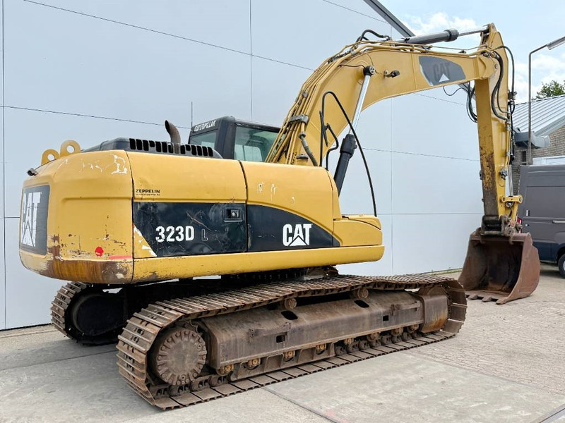 Гусеничный экскаватор Cat 323DL - German Machine / Quick Coupler: фото 5