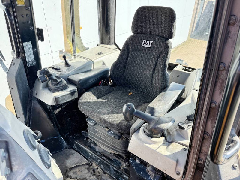 Бульдозер Cat D6N LGP - Backup Camera / GPS Prepaired: фото 6