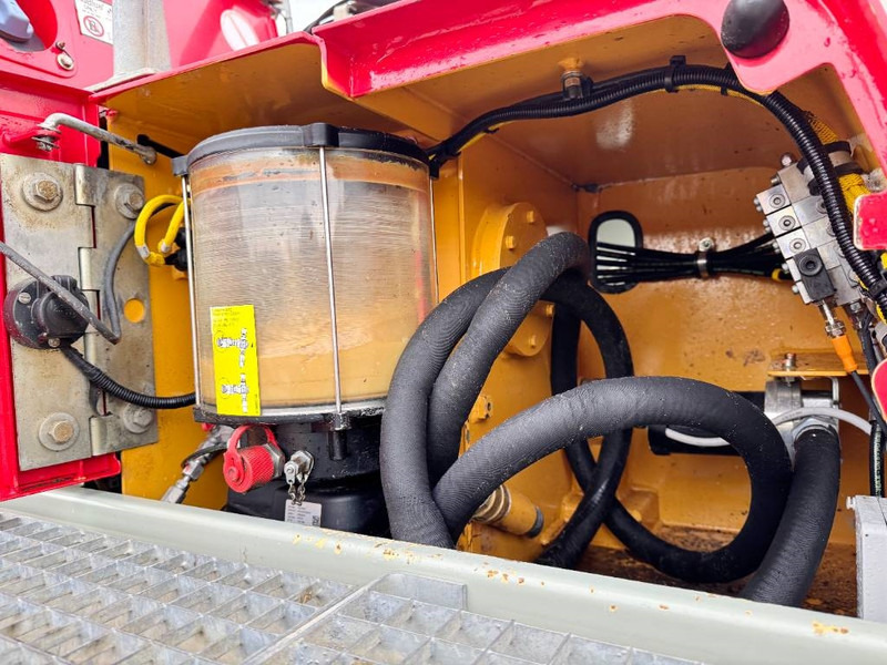 Гусеничный экскаватор Liebherr R926WLC - Dutch Machine / Camera / Quick Coupler: фото 19