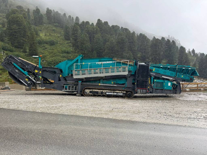 Powerscreen Warrior 2400 - Only 1000 Hours! Extra Conveyor - Грохот: фото 1 Powerscreen Warrior 2400 - Only 1000 Hours! Extra Conveyor - Грохот: фото 1