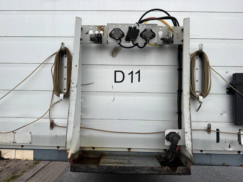 Тентованный полуприцеп Schmitz Cargobull S01 - Dutch Trailer / 3 Axles: фото 16