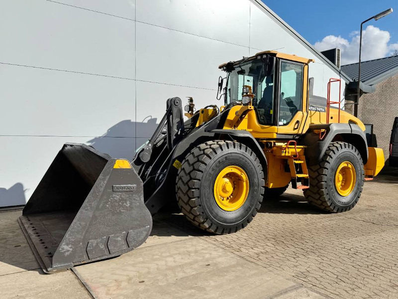 Volvo L120H - 3rd Function / Weight System - Колёсный погрузчик: фото 2 Volvo L120H - 3rd Function / Weight System - Колёсный погрузчик: фото 2
