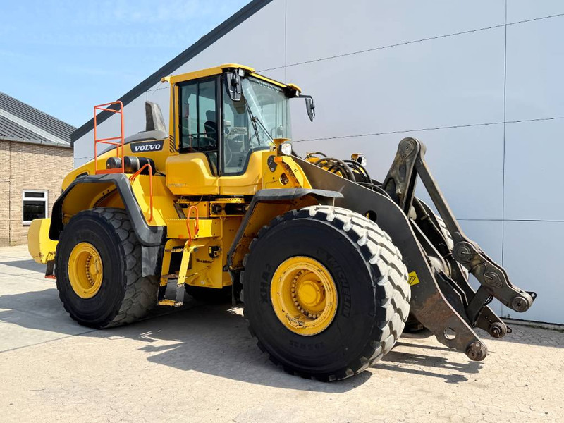 Колёсный погрузчик Volvo L220H - 3rd Function: фото 7