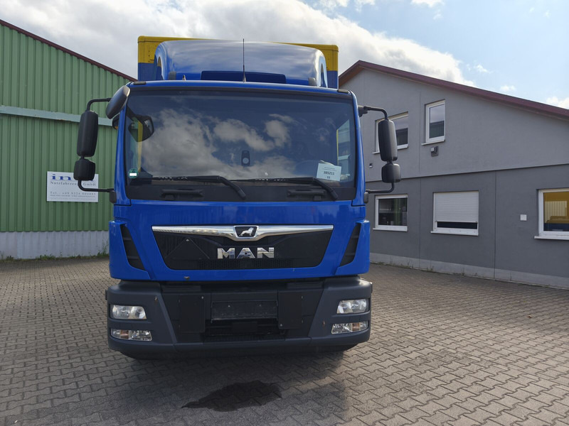 MAN TGM 15.250 - Грузовик с закрытым кузовом: фото 3 MAN TGM 15.250 - Грузовик с закрытым кузовом: фото 3