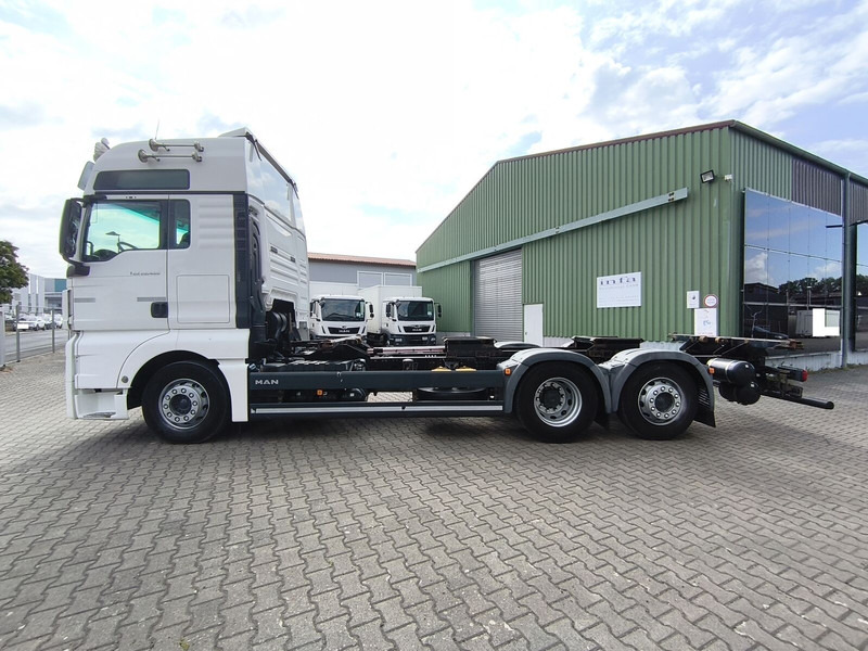 MAN TGX 26.460 BDF Euro 6 6x2 - Грузовик-шасси: фото 5 MAN TGX 26.460 BDF Euro 6 6x2 - Грузовик-шасси: фото 5
