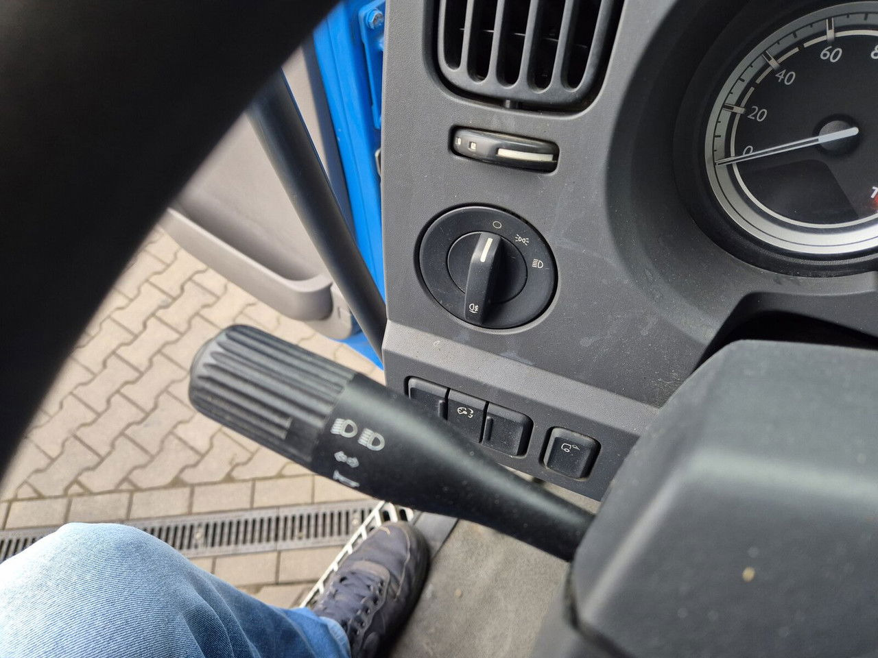 Грузовик с закрытым кузовом DAF LF 220 1 Owner / Serviced / Super Condition: фото 29