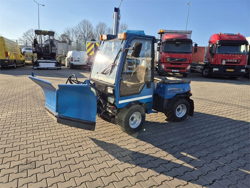 Holder C245 4WD / Tool carrier / Snow plow / PTO FRONT AN - Снегоуборочная машина: фото 1 Holder C245 4WD / Tool carrier / Snow plow / PTO FRONT AN - Снегоуборочная машина: фото 1