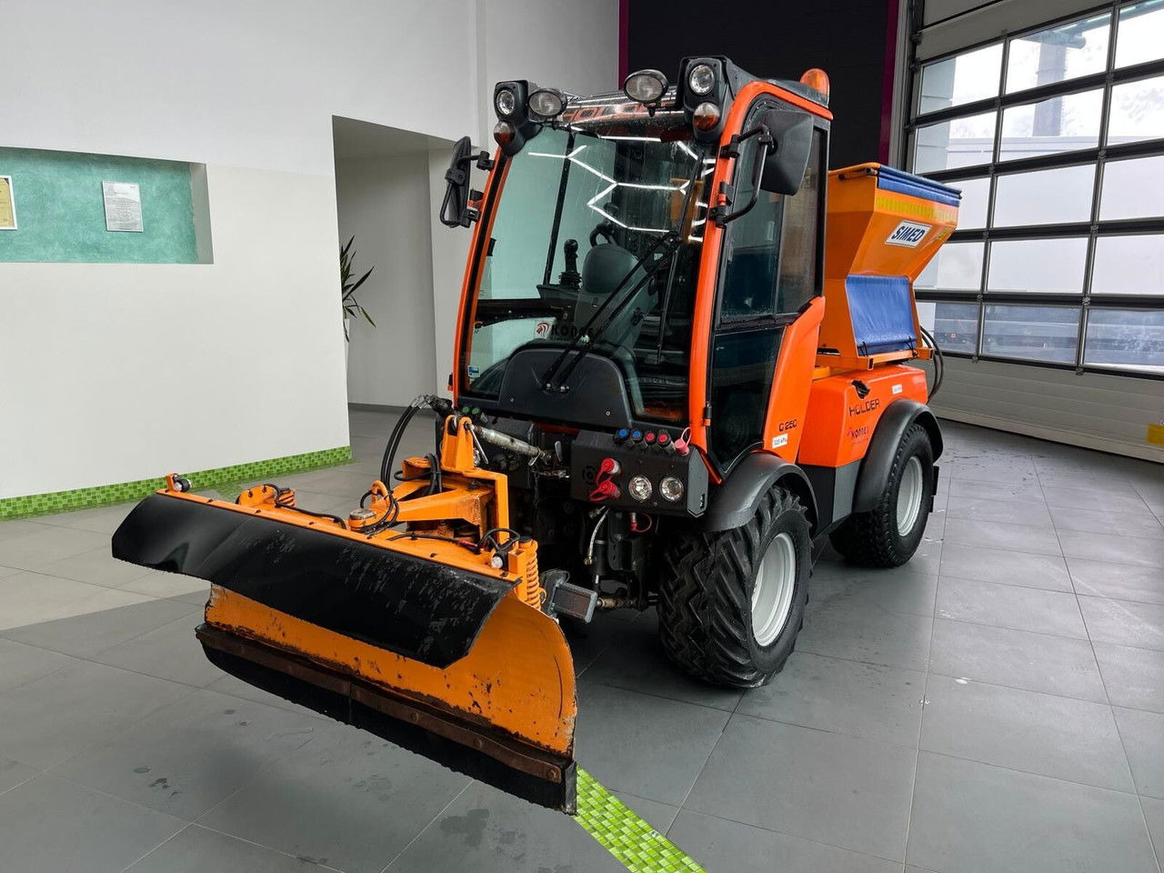 Holder C250 4X4 / LOW MTH / 1 Owner / Kubota Engine - Грузовой электромобиль: фото 1 Holder C250 4X4 / LOW MTH / 1 Owner / Kubota Engine - Грузовой электромобиль: фото 1