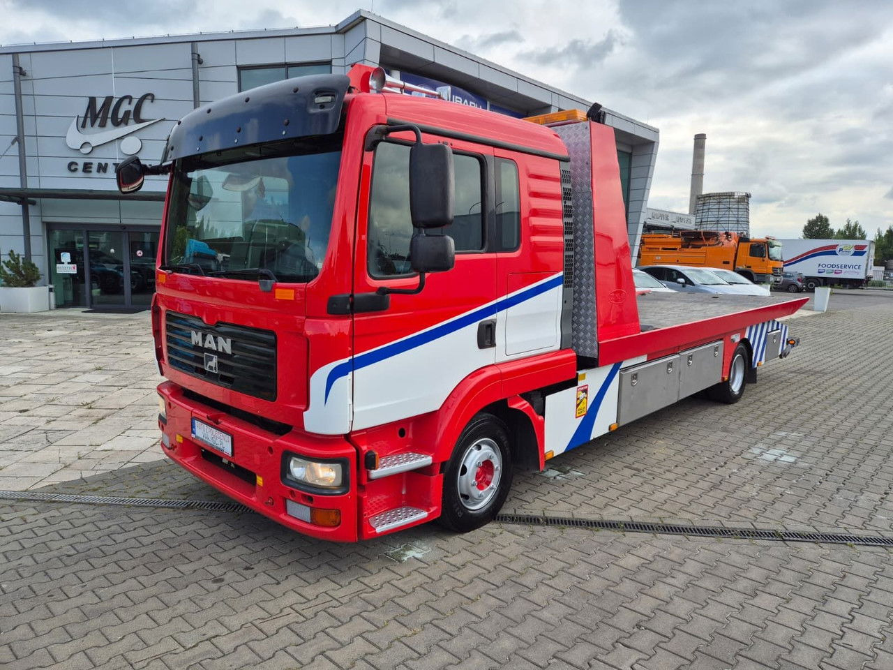MAN TGL 12.240 CO ME AR / Works Great / Serviced - Эвакуатор: фото 2 MAN TGL 12.240 CO ME AR / Works Great / Serviced - Эвакуатор: фото 2