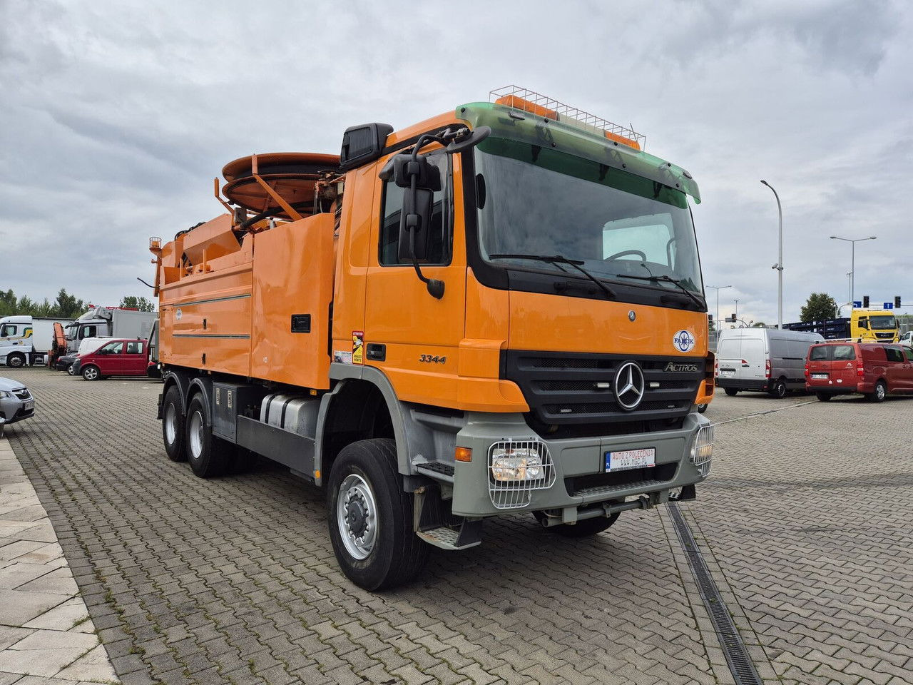 Mercedes-Benz Actros 3344 /6X6 / Wiedemann / Works Great / NO Rust / capt8m3+ - Ассенизатор: фото 4 Mercedes-Benz Actros 3344 /6X6 / Wiedemann / Works Great / NO Rust / capt8m3+ - Ассенизатор: фото 4