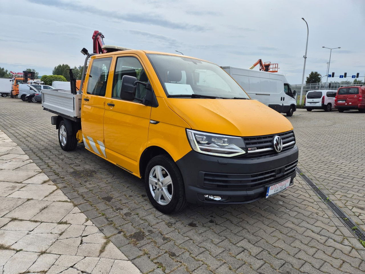 VOLKSWAGEN Transporter T6 / 4X4 / Long / Doka / NEW Service - Малотоннажный бортовой грузовик: фото 4 VOLKSWAGEN Transporter T6 / 4X4 / Long / Doka / NEW Service - Малотоннажный бортовой грузовик: фото 4