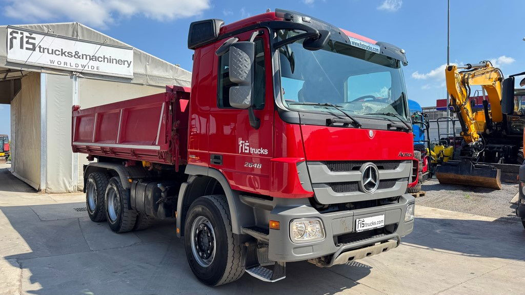 Mercedes-Benz Actros 2648 K 6X4 3 sided tipper - retarder - Самосвал: фото 4 Mercedes-Benz Actros 2648 K 6X4 3 sided tipper - retarder - Самосвал: фото 4