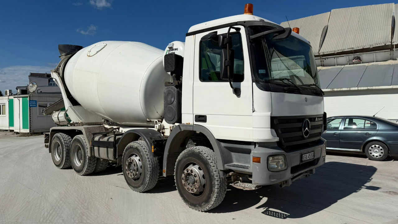 Mercedes-Benz Actros 3532 8x4 beton Schwing mixer 10m3 - Автобетоносмеситель: фото 1 Mercedes-Benz Actros 3532 8x4 beton Schwing mixer 10m3 - Автобетоносмеситель: фото 1