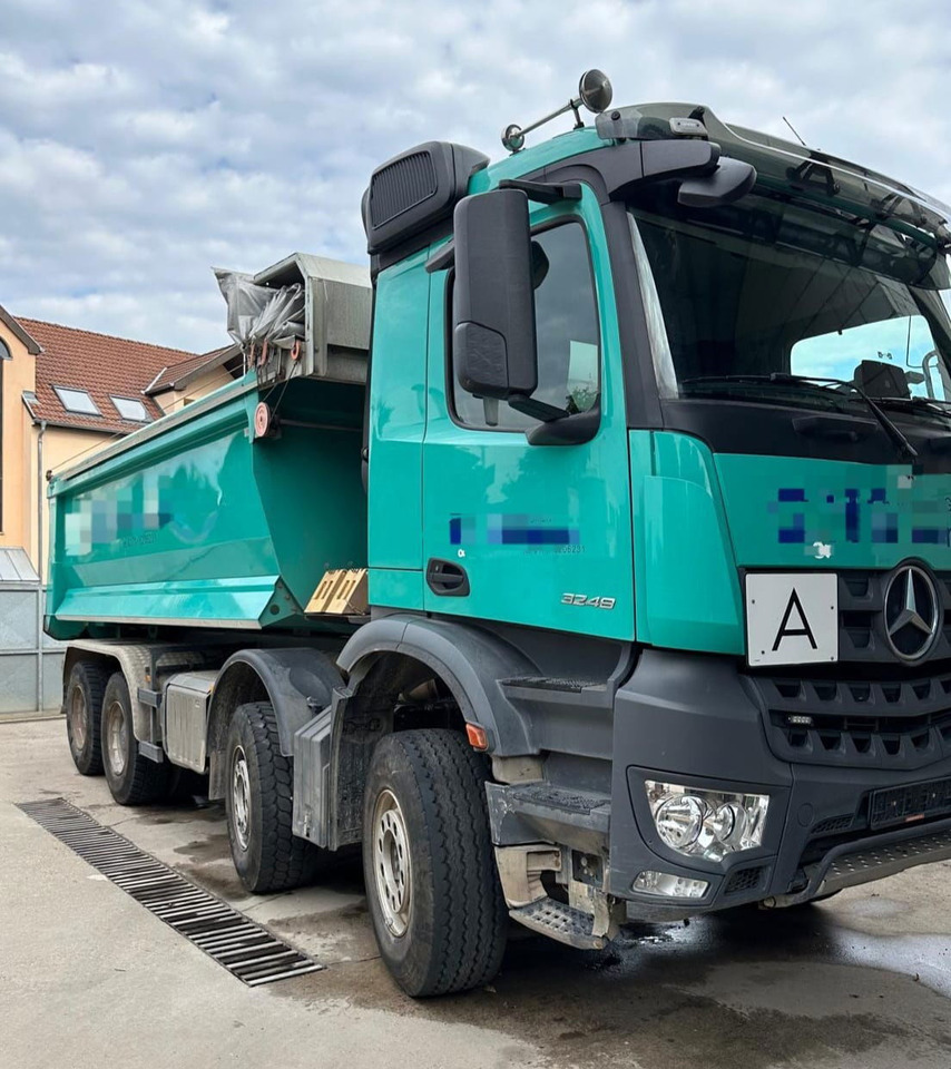 Mercedes-Benz Arocs 3248 8X4 mulda tipper - electric taurpaulin - Самосвал: фото 2 Mercedes-Benz Arocs 3248 8X4 mulda tipper - electric taurpaulin - Самосвал: фото 2