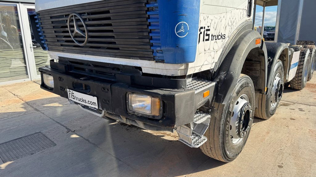 Mercedes-Benz SK 3234 8x4 chassis - Грузовик-шасси: фото 2 Mercedes-Benz SK 3234 8x4 chassis - Грузовик-шасси: фото 2