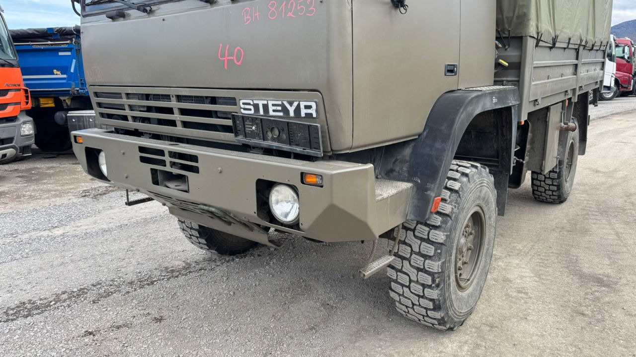 Steyr 12M18 4X4 stake body - truck - Тентованный грузовик: фото 2 Steyr 12M18 4X4 stake body - truck - Тентованный грузовик: фото 2