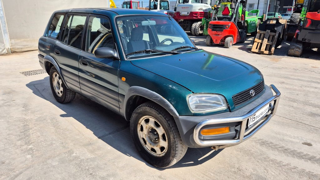 Toyota RAV4 2.0 - Petrol - Automatic - Внедорожник: фото 4 Toyota RAV4 2.0 - Petrol - Automatic - Внедорожник: фото 4