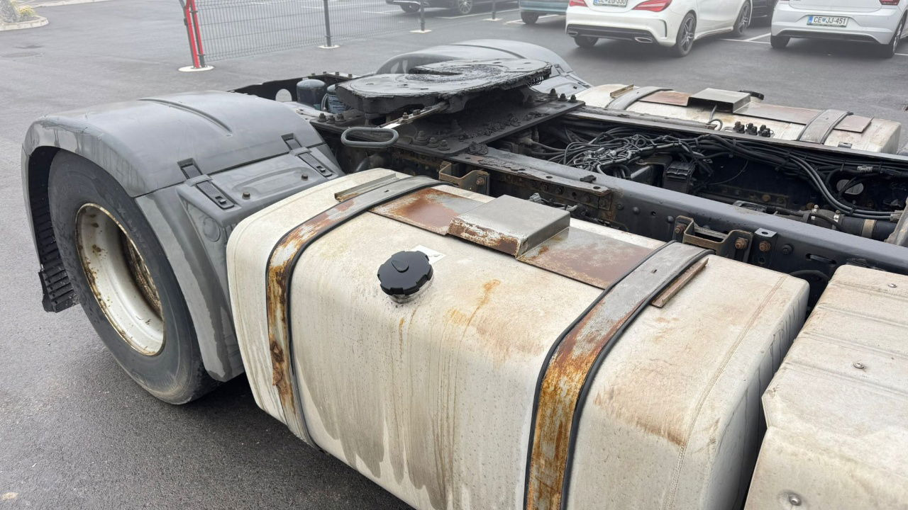 MAN TGX 18.560 4X2 tractor unit - retarder - Тягач: фото 4 MAN TGX 18.560 4X2 tractor unit - retarder - Тягач: фото 4