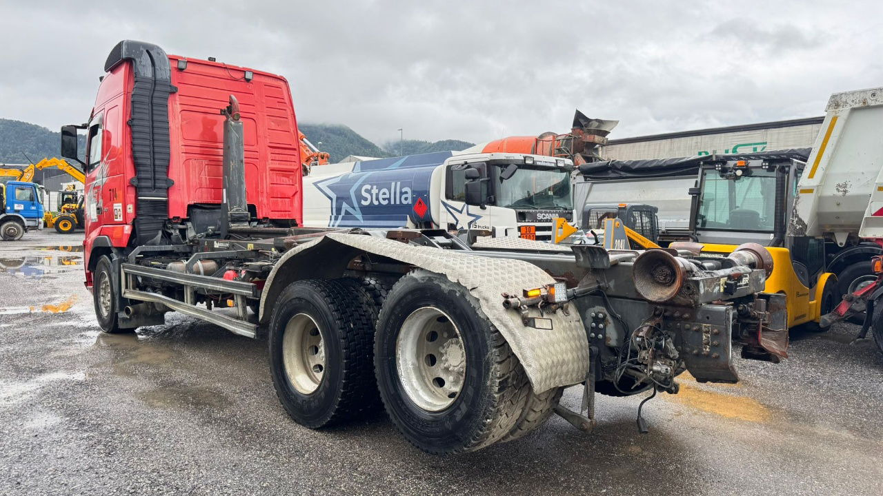 Volvo FH 12 460 6x2 Meiller abroll tipper - motor brake - lifting axle - Грузовик-контейнеровоз/ Сменный кузов: фото 4 Volvo FH 12 460 6x2 Meiller abroll tipper - motor brake - lifting axle - Грузовик-контейнеровоз/ Сменный кузов: фото 4