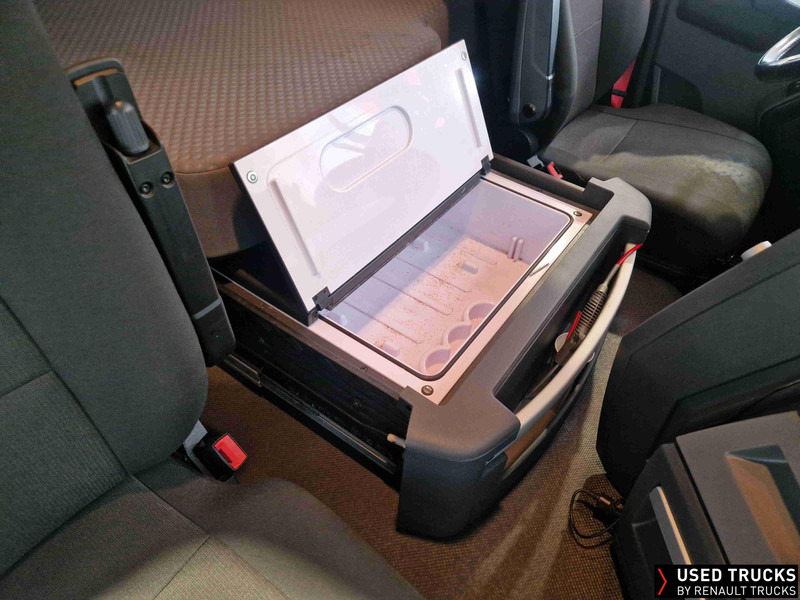 Renault Trucks T - Тягач: фото 5 Renault Trucks T - Тягач: фото 5