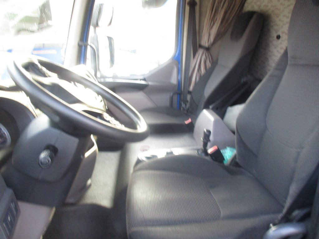 DAF LF 290 FA - Грузовик бортовой/ Платформа: фото 4 DAF LF 290 FA - Грузовик бортовой/ Платформа: фото 4