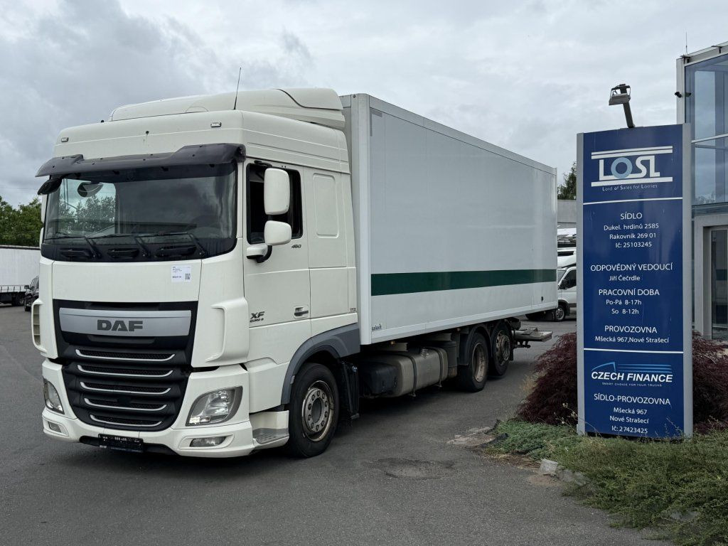 DAF XF460 6x2 EURO 6 - Грузовик с закрытым кузовом: фото 1 DAF XF460 6x2 EURO 6 - Грузовик с закрытым кузовом: фото 1