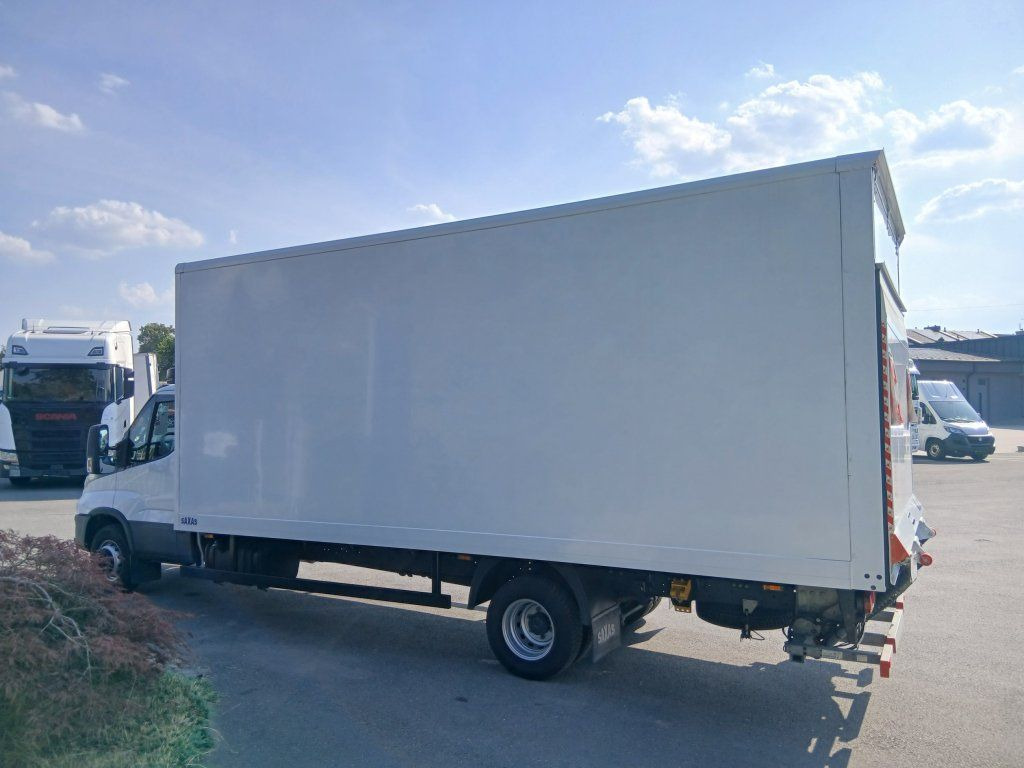 Iveco 72-210 (70C210) - Фургон с закрытым кузовом: фото 5 Iveco 72-210 (70C210) - Фургон с закрытым кузовом: фото 5