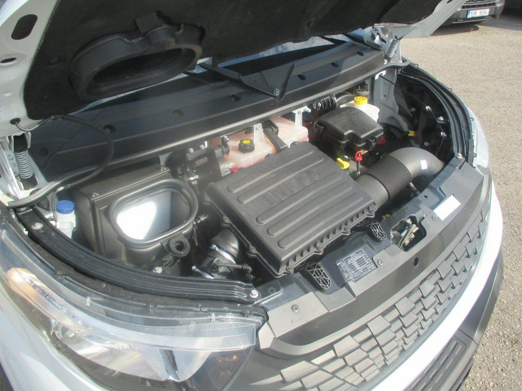 Фургон с закрытым кузовом Iveco Daily 35C16: фото 19 Фургон с закрытым кузовом Iveco Daily 35C16: фото 19