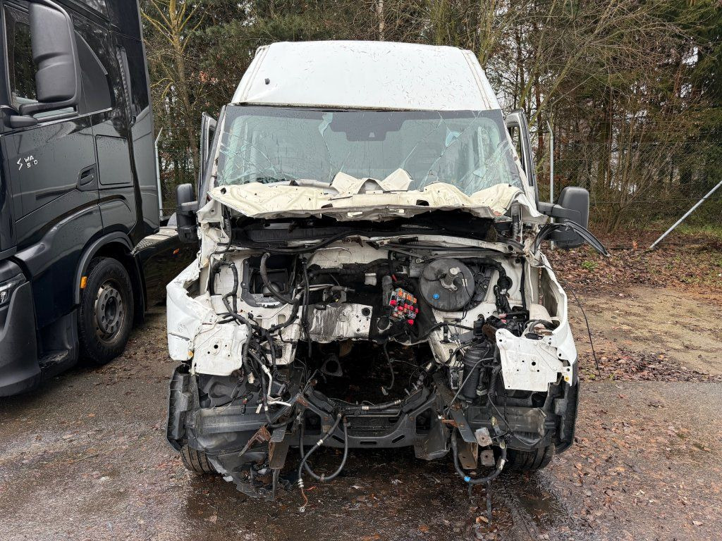 Iveco Daily 35S16 maxi Damaged - Цельнометаллический фургон: фото 2 Iveco Daily 35S16 maxi Damaged - Цельнометаллический фургон: фото 2