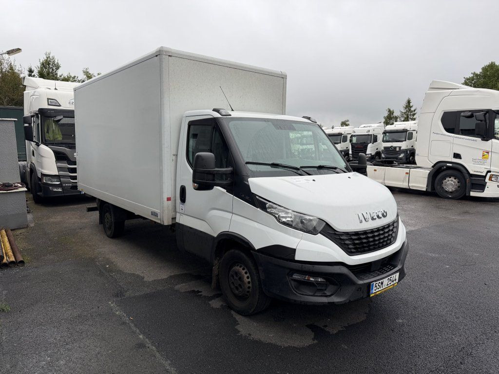 Iveco Daily 35S16 mit LBW ENGINE DEFECT - Фургон с закрытым кузовом: фото 2 Iveco Daily 35S16 mit LBW ENGINE DEFECT - Фургон с закрытым кузовом: фото 2
