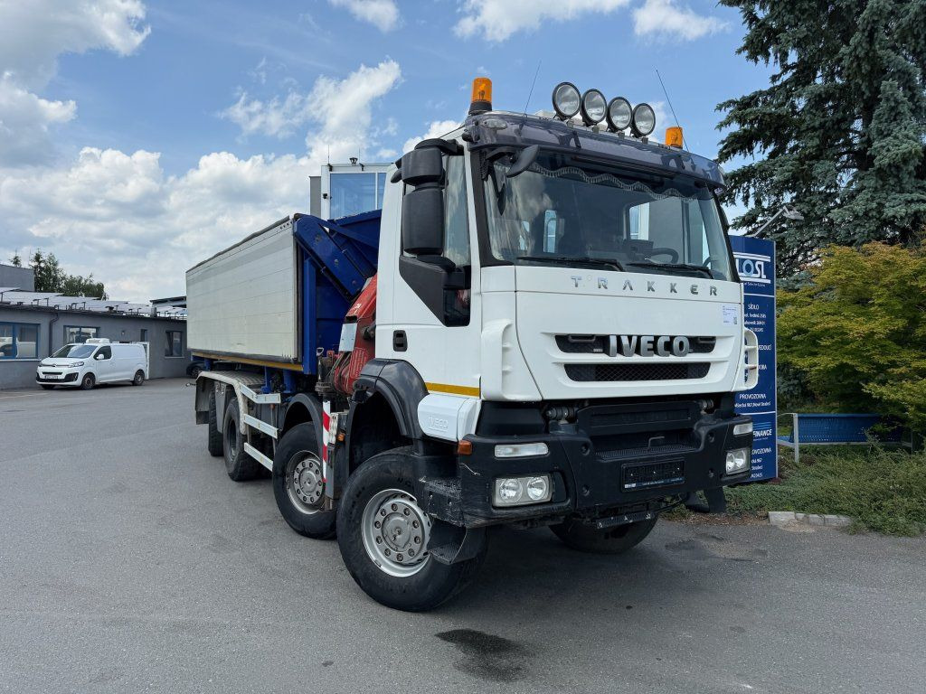 Iveco Trakker AD410 T45 8x8 + HMF 1643 Z2 - Самосвал: фото 2 Iveco Trakker AD410 T45 8x8 + HMF 1643 Z2 - Самосвал: фото 2
