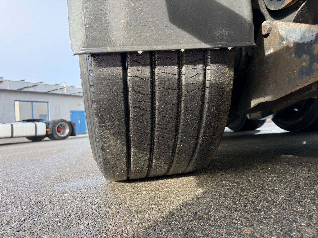 Тентованный полуприцеп Kögel S24-1 MEGA/lowdeck: фото 7