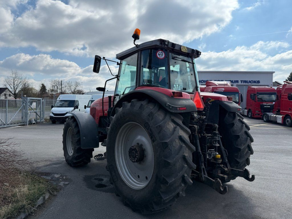 Трактор Massey Ferguson MF8260: фото 6