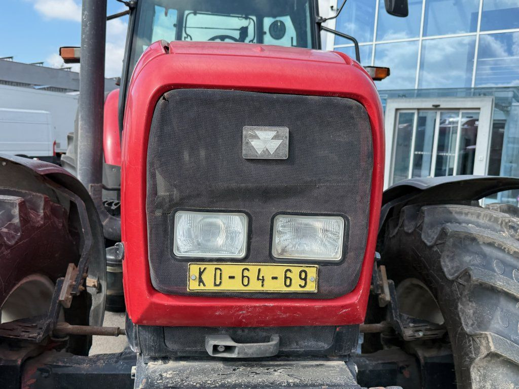 Трактор Massey Ferguson MF8260: фото 15