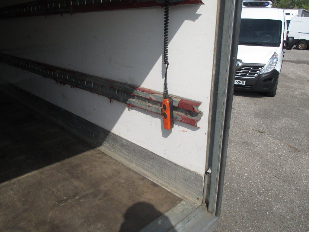 Фургон-рефрижератор Mercedes-Benz Sprinter 514 CDi: фото 16 Фургон-рефрижератор Mercedes-Benz Sprinter 514 CDi: фото 16