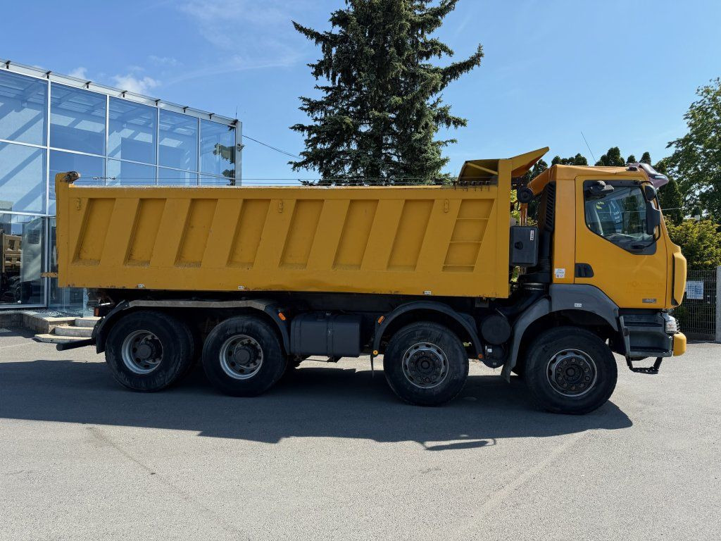 Renault Kerax 420 S3 8x4 EURO 3 - Самосвал: фото 4 Renault Kerax 420 S3 8x4 EURO 3 - Самосвал: фото 4