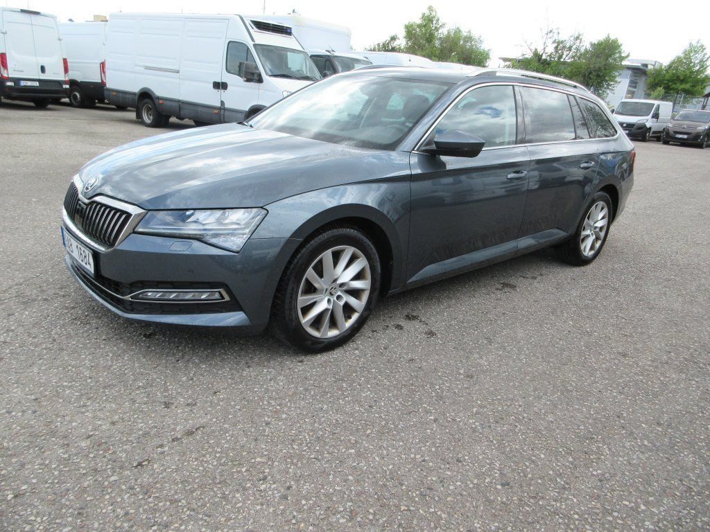 Skoda 2.0 Tdi Style - Универсал: фото 1 Skoda 2.0 Tdi Style - Универсал: фото 1