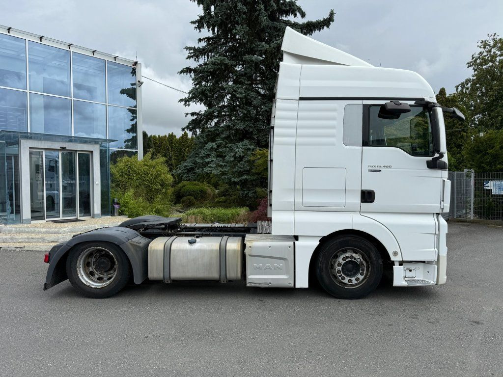 MAN TGX18.460 EURO 6 MEGA/lowdeck - Тягач: фото 3 MAN TGX18.460 EURO 6 MEGA/lowdeck - Тягач: фото 3