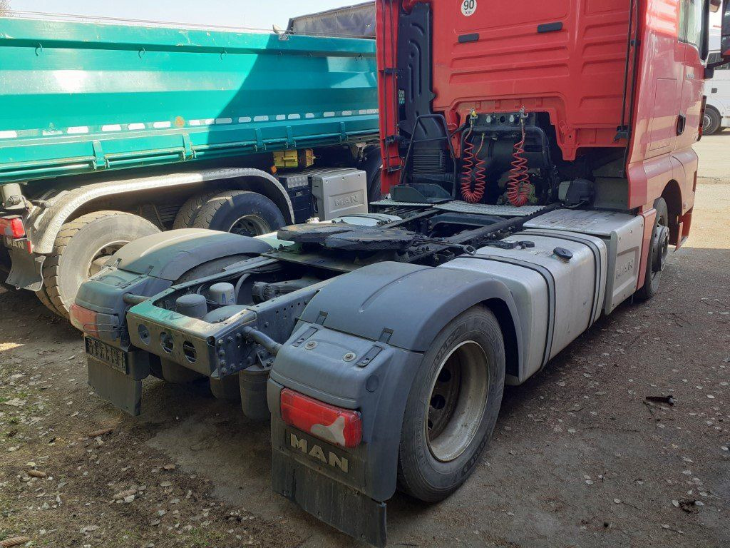 MAN TGX18.460 XLX Motorschaden/engine damage - Тягач: фото 3 MAN TGX18.460 XLX Motorschaden/engine damage - Тягач: фото 3