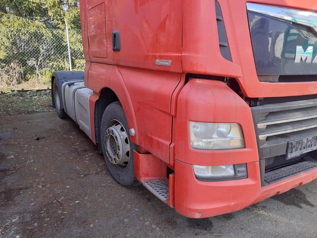MAN TGX18.460 XLX Motorschaden/engine damage - Тягач: фото 5 MAN TGX18.460 XLX Motorschaden/engine damage - Тягач: фото 5