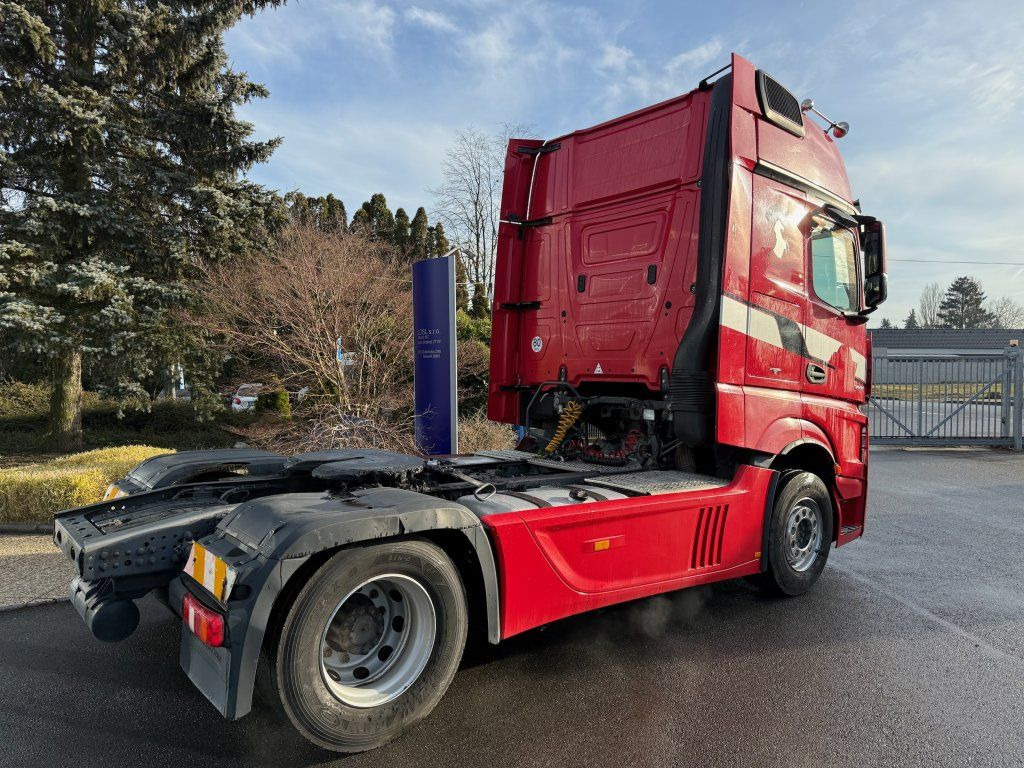 Mercedes-Benz 1848 Actros Gigaspace - Тягач: фото 3 Mercedes-Benz 1848 Actros Gigaspace - Тягач: фото 3