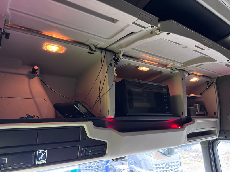 Scania R540 6x4 | TANDEM LIFT | RETARDER | FULL AIR - Тягач: фото 4 Scania R540 6x4 | TANDEM LIFT | RETARDER | FULL AIR - Тягач: фото 4