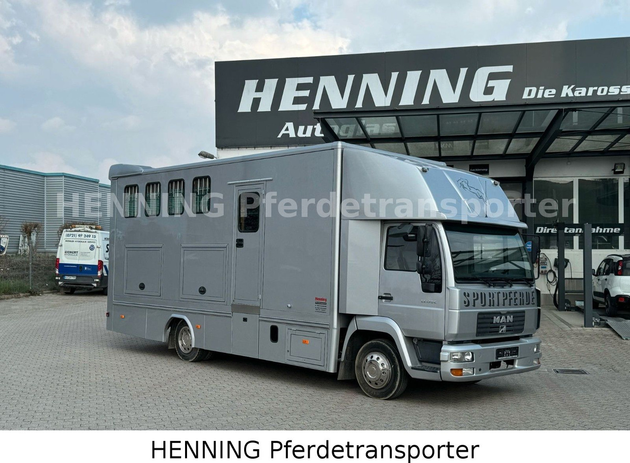 MAN L2000 *3 - Pferde* *WOHNRAUM* - Коневоз: фото 1 MAN L2000 *3 - Pferde* *WOHNRAUM* - Коневоз: фото 1