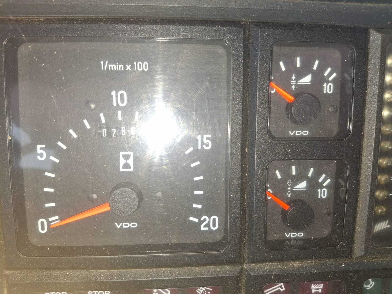 Claas dominator 118 sl Maxi - Комбайн: фото 4 Claas dominator 118 sl Maxi - Комбайн: фото 4