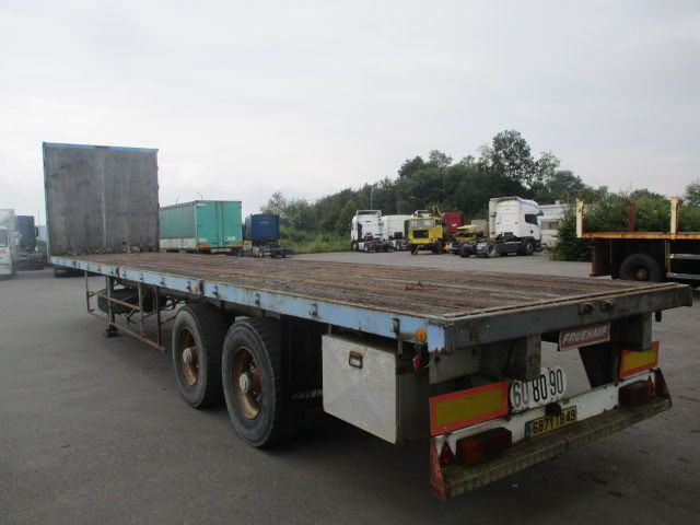 Fruehauf platform - drum brakes/freins tambour - Полуприцеп бортовой/ Платформа: фото 2 Fruehauf platform - drum brakes/freins tambour - Полуприцеп бортовой/ Платформа: фото 2