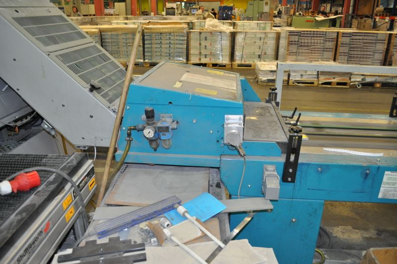 High Speed saddlestitcher Müller Martini Prima Amrys Year 2000 в лизинг High Speed saddlestitcher Müller Martini Prima Amrys Year 2000: фото 19 High Speed saddlestitcher Müller Martini Prima Amrys Year 2000 в лизинг High Speed saddlestitcher Müller Martini Prima Amrys Year 2000: фото 19