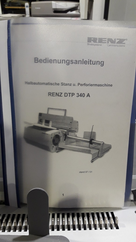 Semi-automatic table punching machine Christian Renz DTP 340 A with calendar tooling - Печатное оборудование: фото 2 Semi-automatic table punching machine Christian Renz DTP 340 A with calendar tooling - Печатное оборудование: фото 2